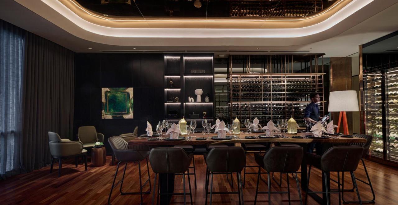 Hotel Amari Kuala Lumpur Exteriér fotografie The private dining room at the restaurant